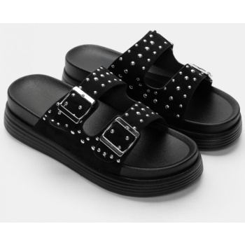σανδάλια flatform με διπλές τόκες  σε προσφορά
