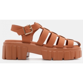 σανδάλια flatform με πολλαπλά λουράκια σε προσφορά