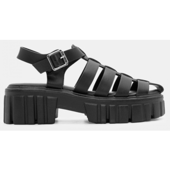 σανδάλια flatform με πολλαπλά λουράκια σε προσφορά