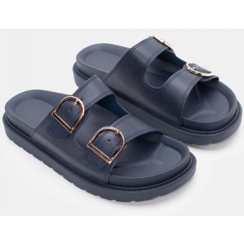 σανδάλια flatform με διπλές τόκες  σε προσφορά