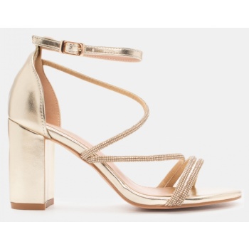 πέδιλα με πολλαπλά λουράκια από strass σε προσφορά