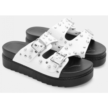 σανδάλια flatform με διπλές τόκες  σε προσφορά