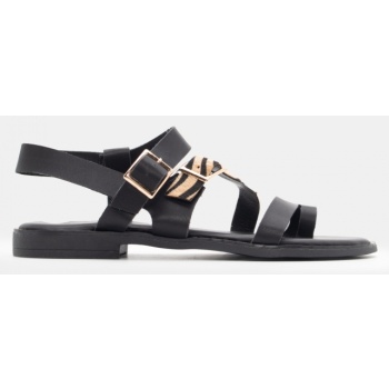 flat σανδάλια με λουράκια & τόκες  σε προσφορά