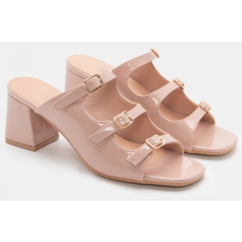 mules με λουράκια - μπεζ σε προσφορά