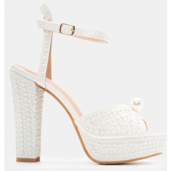 πέδιλα με διακοσμητικές πέρλες - λευκό σε προσφορά