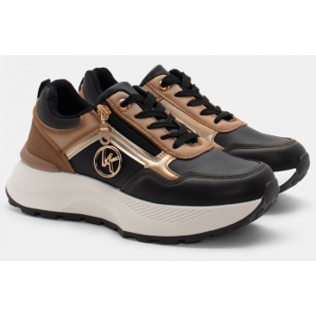 sneakers σε συνδυασμό χρωμάτων  σε προσφορά