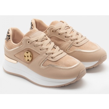 sneakers σε συνδυασμό χρωμάτων  σε προσφορά