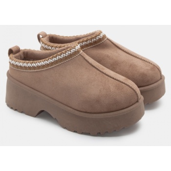 παντόφλες δίσολες με κέντημα  σε προσφορά