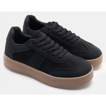 sneakers μονόχρωμα - μαύρο σε προσφορά