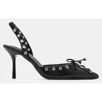 γόβες μυτερές με τρούκς & διακοσμητικό σε προσφορά