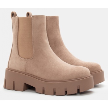 μποτάκια chelsea με τρακτερωτή σολά  σε προσφορά