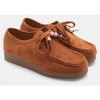 δετά παπουτσία με διακοσμητικές χάντρες σε προσφορά