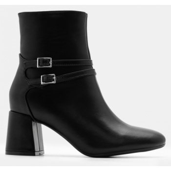 μπότακια με διπλά λουράκια - μαύρο σε προσφορά