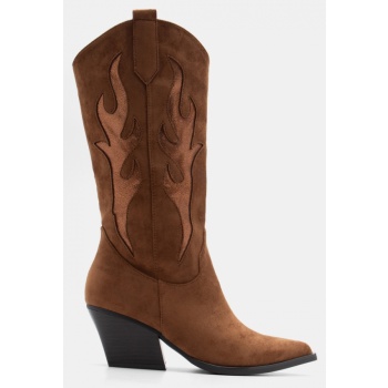 μπότες cowboy με διακοσμητικές φωτιές  σε προσφορά