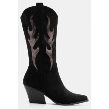 μπότες cowboy με διακοσμητικές φωτιές  σε προσφορά