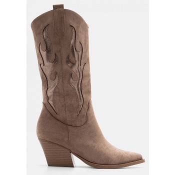 μπότες cowboy με διακοσμητικές φωτιές  σε προσφορά