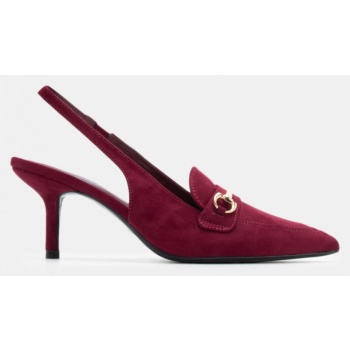 γόβες μυτερές με διακοσμητική αγκράφα  σε προσφορά