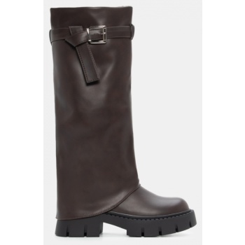 μπότες με εφέ αναδιπλούμενης φάσας  σε προσφορά