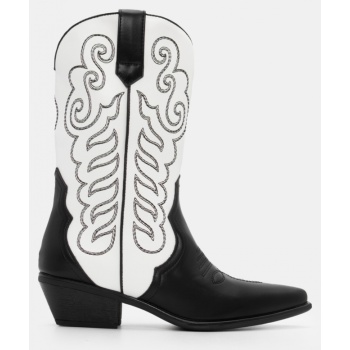 μποτάκια cowboy μυτερά με κέντημα  σε προσφορά