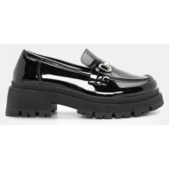  μοκασίνια με τρακτερωτή σόλα & αγκράφα - μαύρο-λουστρίνι