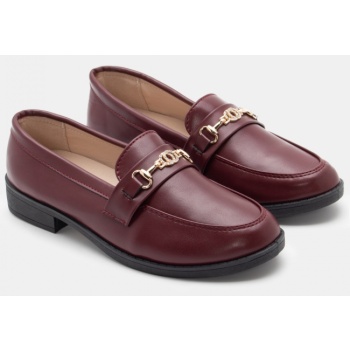 μοκασίνια με διακοσμητική αγκράφα απο σε προσφορά