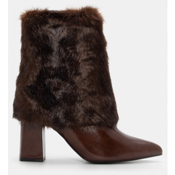 μποτάκια με εφέ αναδιπλούμενης φάσας σε προσφορά