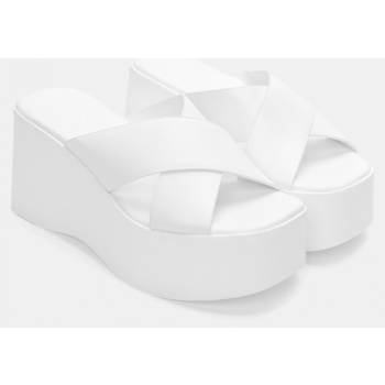 πλατφόρμες με χιαστί λουράκια - λευκό σε προσφορά