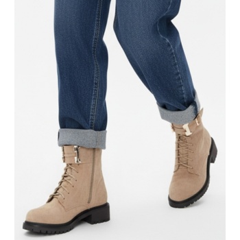 αρβυλάκια με διακοσμητική τόκα  σε προσφορά