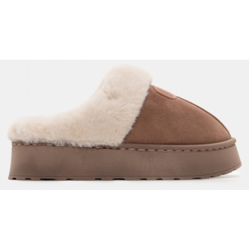 παντόφλες δίσολες με εσωτερική επένδυση σε προσφορά