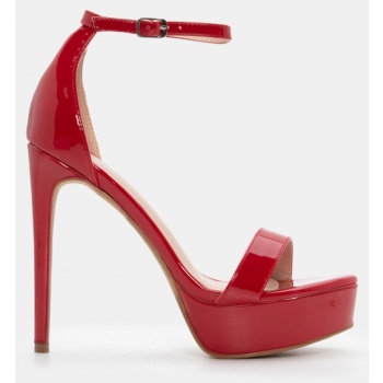 πέδιλα με μπαρέτα & φιάπα  σε προσφορά