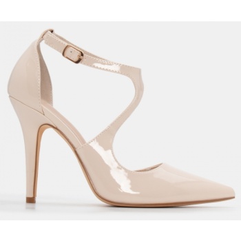 γόβες μυτερές με λοξό λουράκι & μπαρέτα σε προσφορά