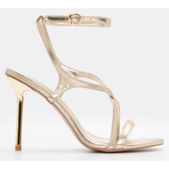 πέδιλα με χιαστί λουράκια & μπαρέτα  σε προσφορά