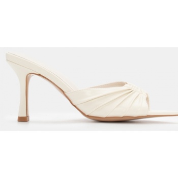 mules μυτερά με διακοσμητική τόκα  σε προσφορά