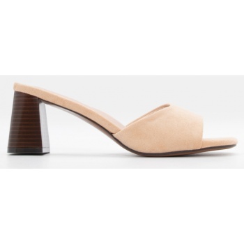mules μονόχρωμα - μπεζ σε προσφορά