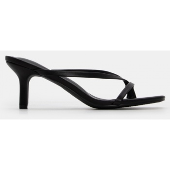 mules με λουράκια - μαύρο σε προσφορά