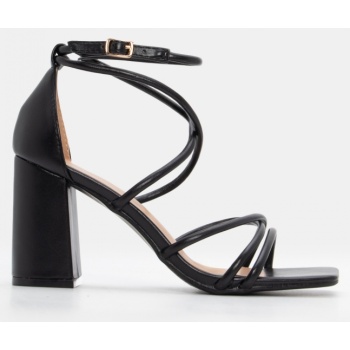 πέδιλα με πολλαπλά λουράκια - μαύρο σε προσφορά