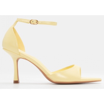 πέδιλα μυτερά με μπαρέτα - κίτρινο σε προσφορά