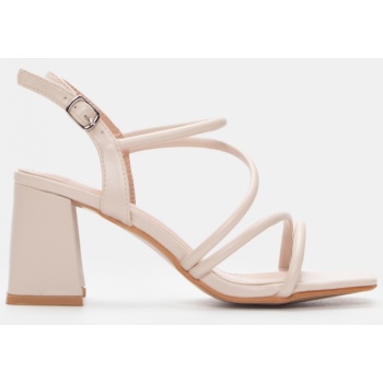 πέδιλα με πολλαπλά λουράκια - μπεζ σε προσφορά