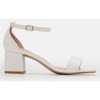 πέδιλα με μπαρέτα - λευκό σε προσφορά