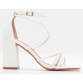 πέδιλα με πολλαπλά λουράκια - λευκό σε προσφορά