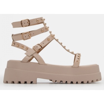 σανδάλια flatform με διακοσμητικά σε προσφορά