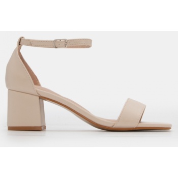 πέδιλα με μπαρέτα - μπεζ σε προσφορά