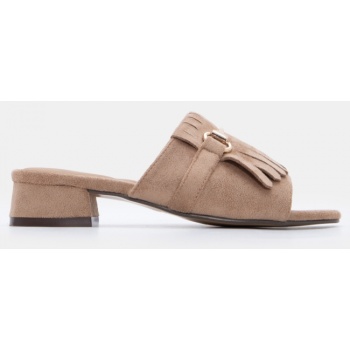 mules με διακοσμητική αγκράφα  σε προσφορά