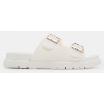 σανδάλια flatform με διπλές τόκες  σε προσφορά