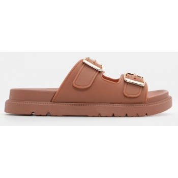σανδάλια flatform με διπλές τόκες  σε προσφορά