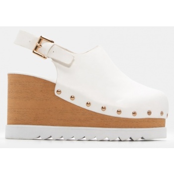 clogs πλατφόρμα με συνδυασμό χρωμάτων  σε προσφορά