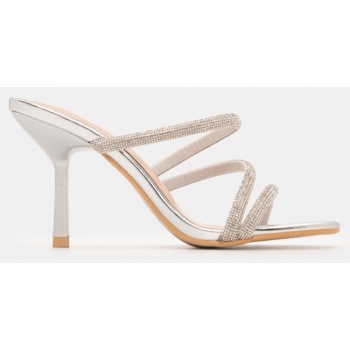 mules με λουράκια από διακοσμημένο σε προσφορά