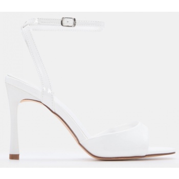 πέδιλα με μπαρέτα - λευκό-λουστρίνι σε προσφορά