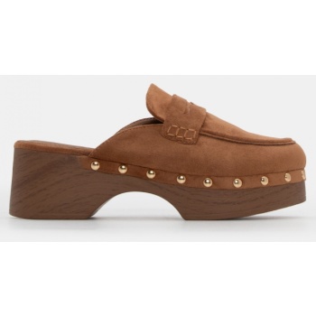 clogs με διακοσμητικά τρούκς - κάμελ σε προσφορά