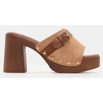 clogs με φαρδιά φάσα & διακοσμητικό σε προσφορά